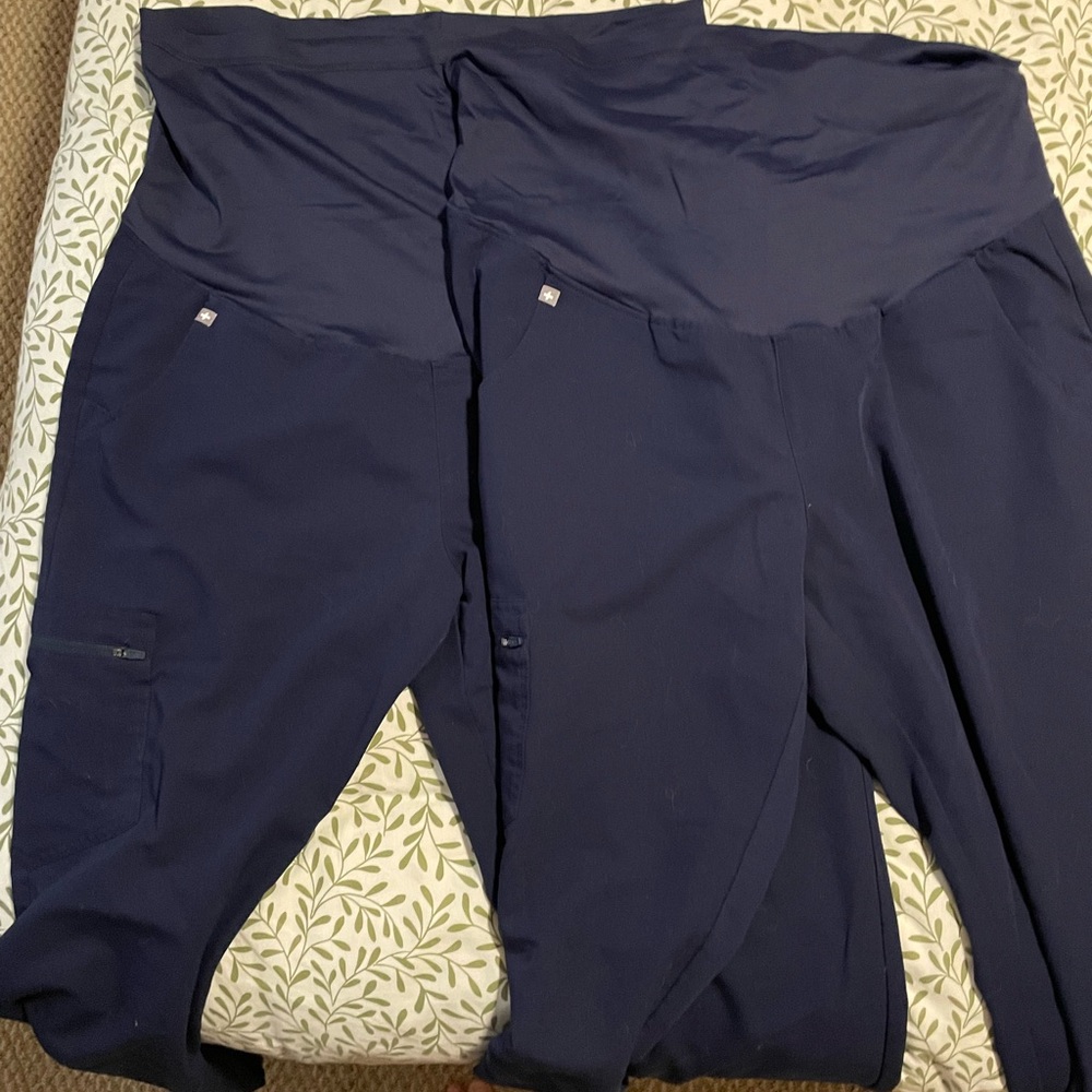 Bundle of two Figs maternity scrub pants